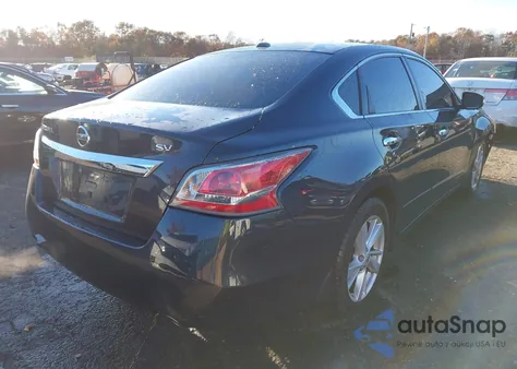 2015 Nissan Altima 2.5 Sv z USA, uszkodzony, nr VIN 1N4AL3AP2FC484890